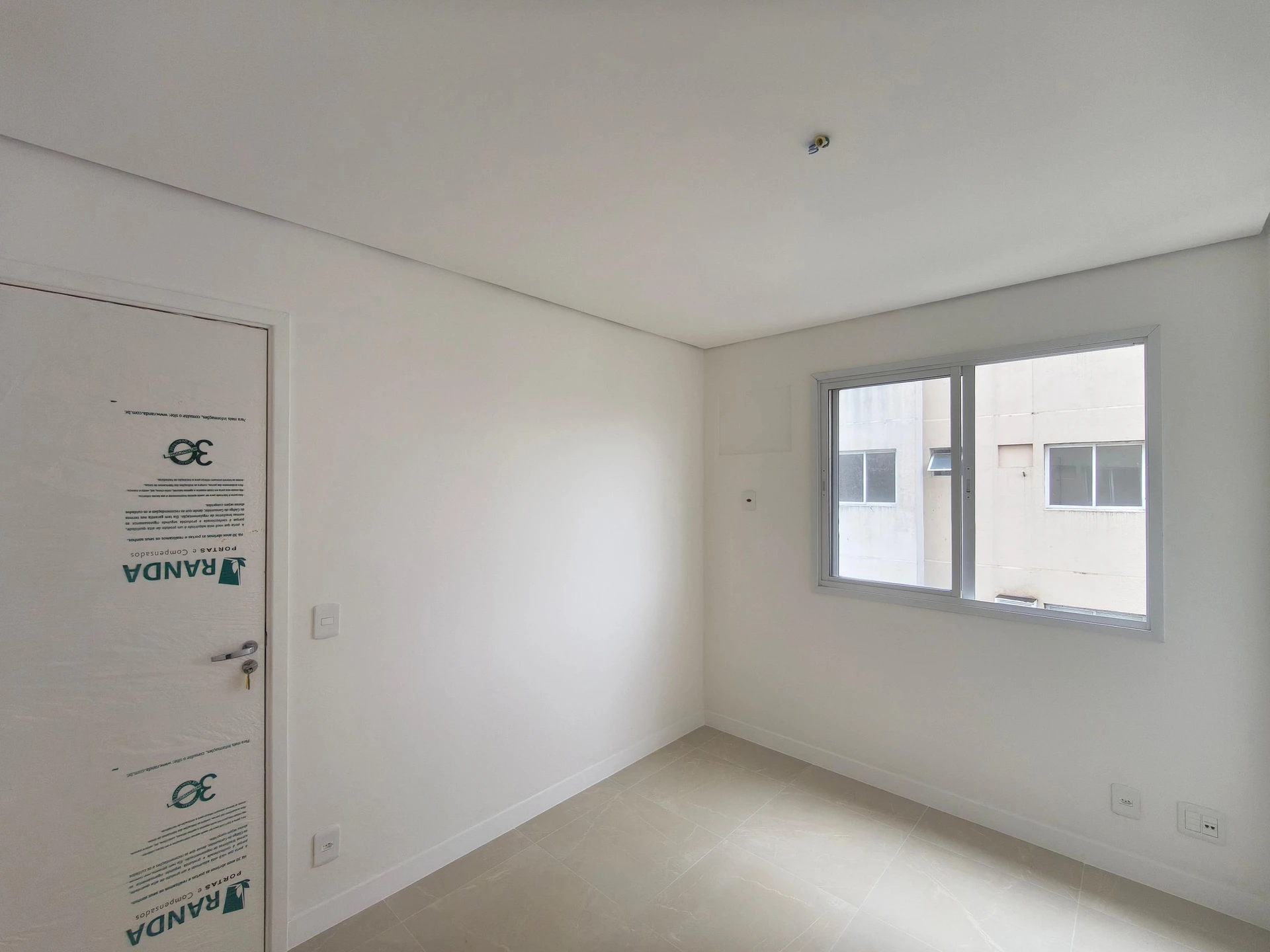 Apartment with 3 bedrooms, 2 bathrooms and parking — photo 28