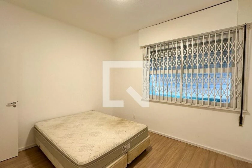 Деревянный пол или ламинат и 4 спальни: квартира 168 м² — photo 15