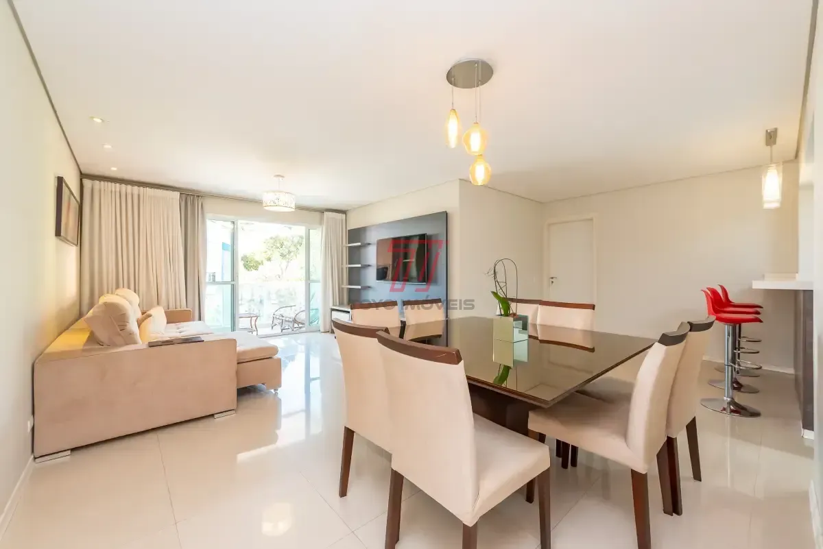 3-bedroom apartment with 197 m², 2 parking spots and balcony — photo 2