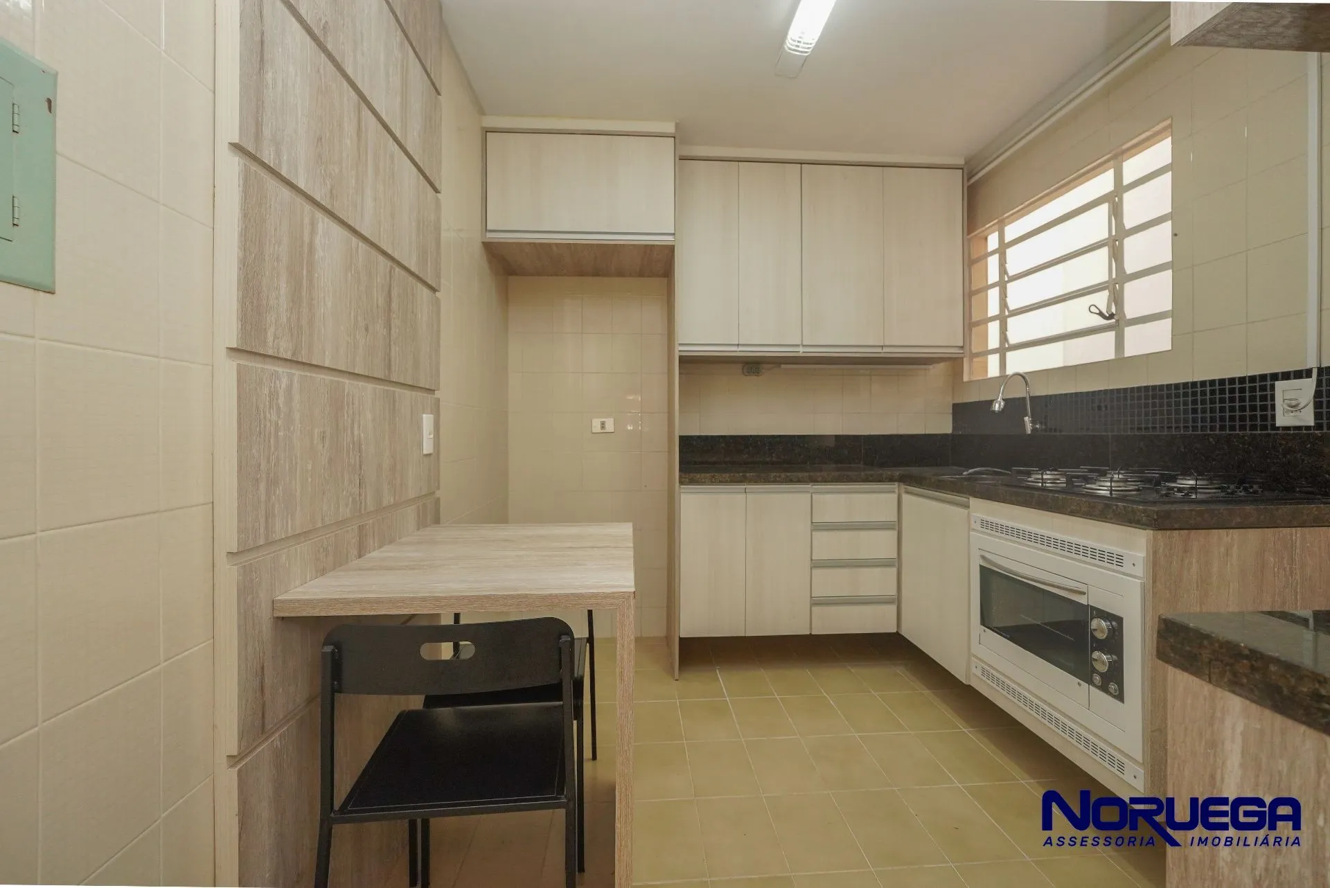 Apartment, 63 m², with wood or laminate floors