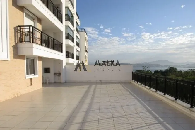 337 m² unfurnished apartment with 3 en-suite rooms — photo 18