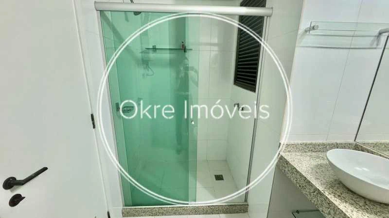 96 m² apartment with 2 bedrooms and a glass shower — photo 16