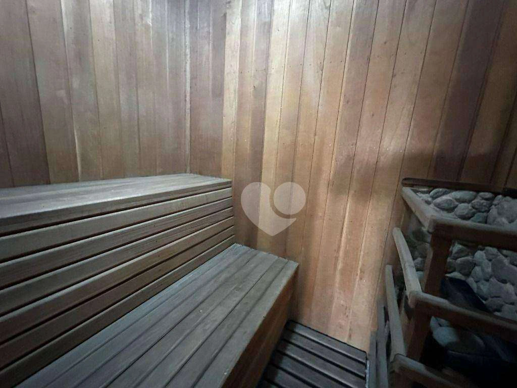 House with 3 bedrooms and 600 m², 4 parking spots — photo 7