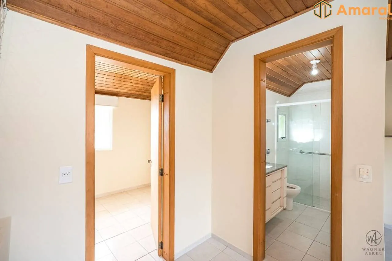 Casa de 3 quartos com varanda gourmet, Água Verde — photo 32
