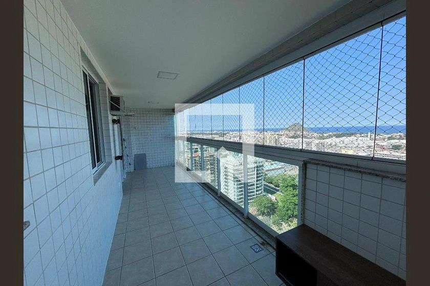 Top-floor apartment with 198 m², 4 bedrooms and 3 parking — photo 11