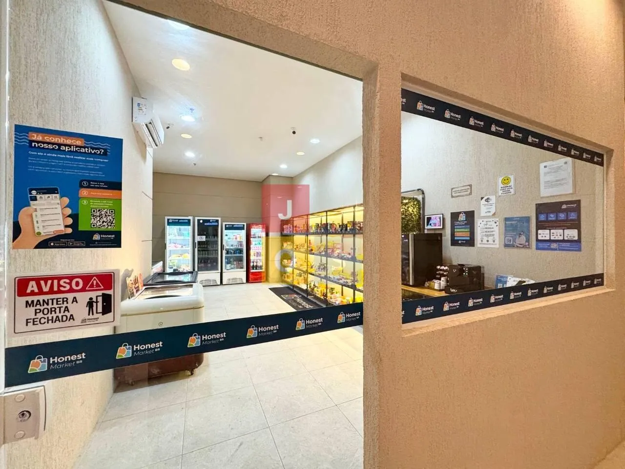 Apartamento mobiliado, 193 m², com janelas do piso ao teto — photo 100