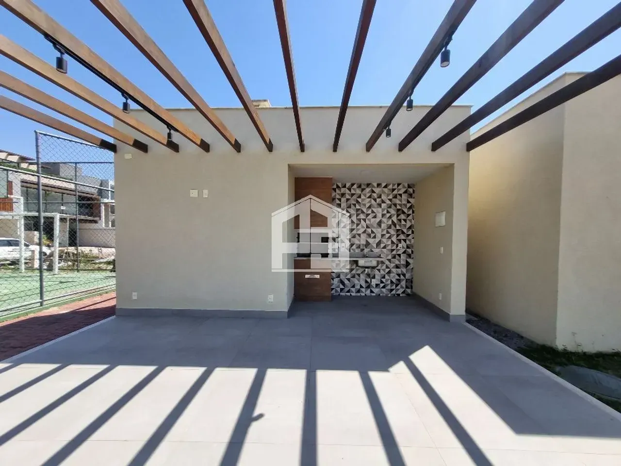 Triplex house with 4 bedrooms and 5 bathrooms, 2 parking — photo 31