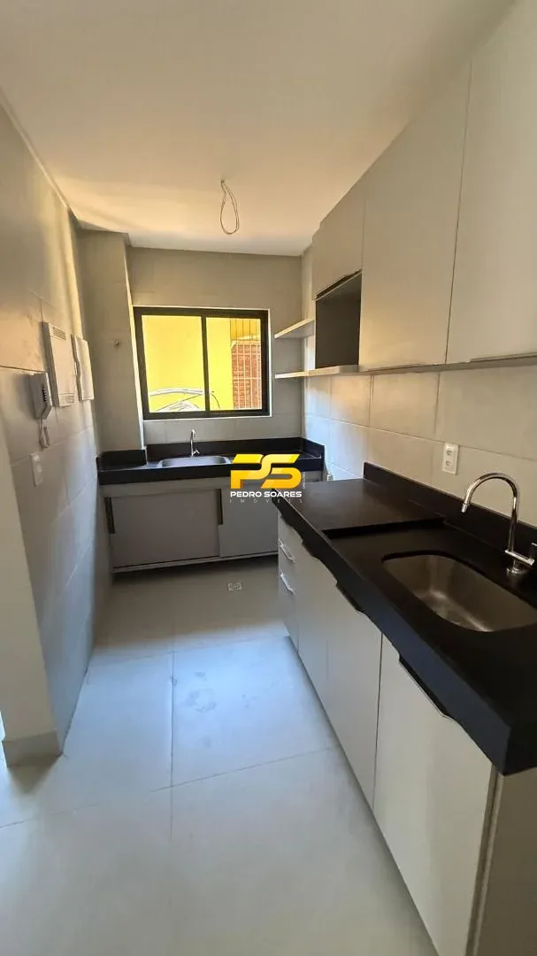 3-bedroom apartment with an en-suite and 2 bathrooms — photo 8