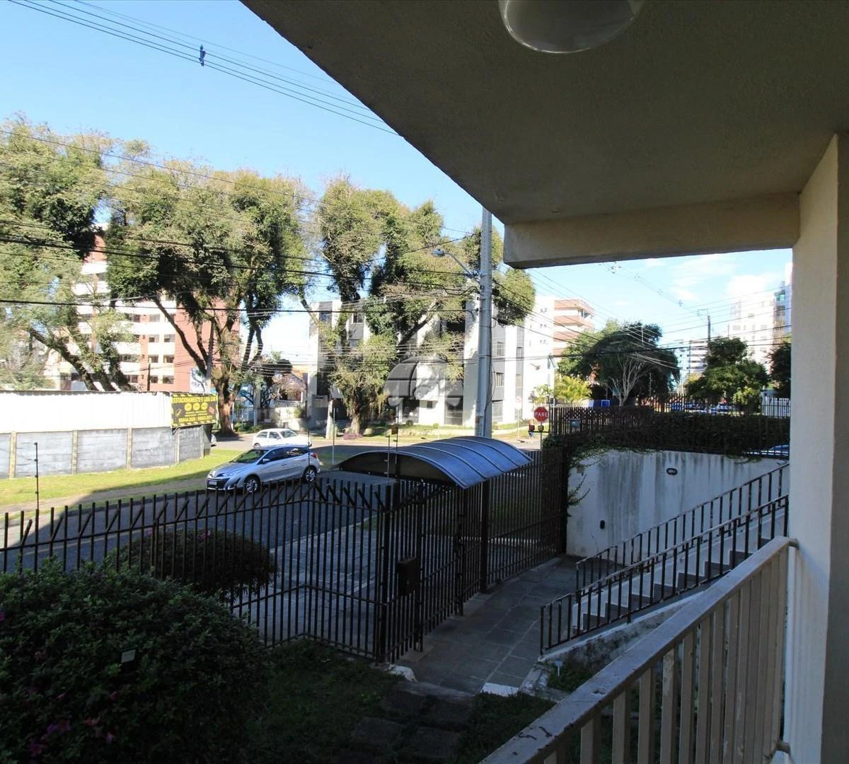 2-bedroom apartment with a washing machine in Curitiba — photo 16