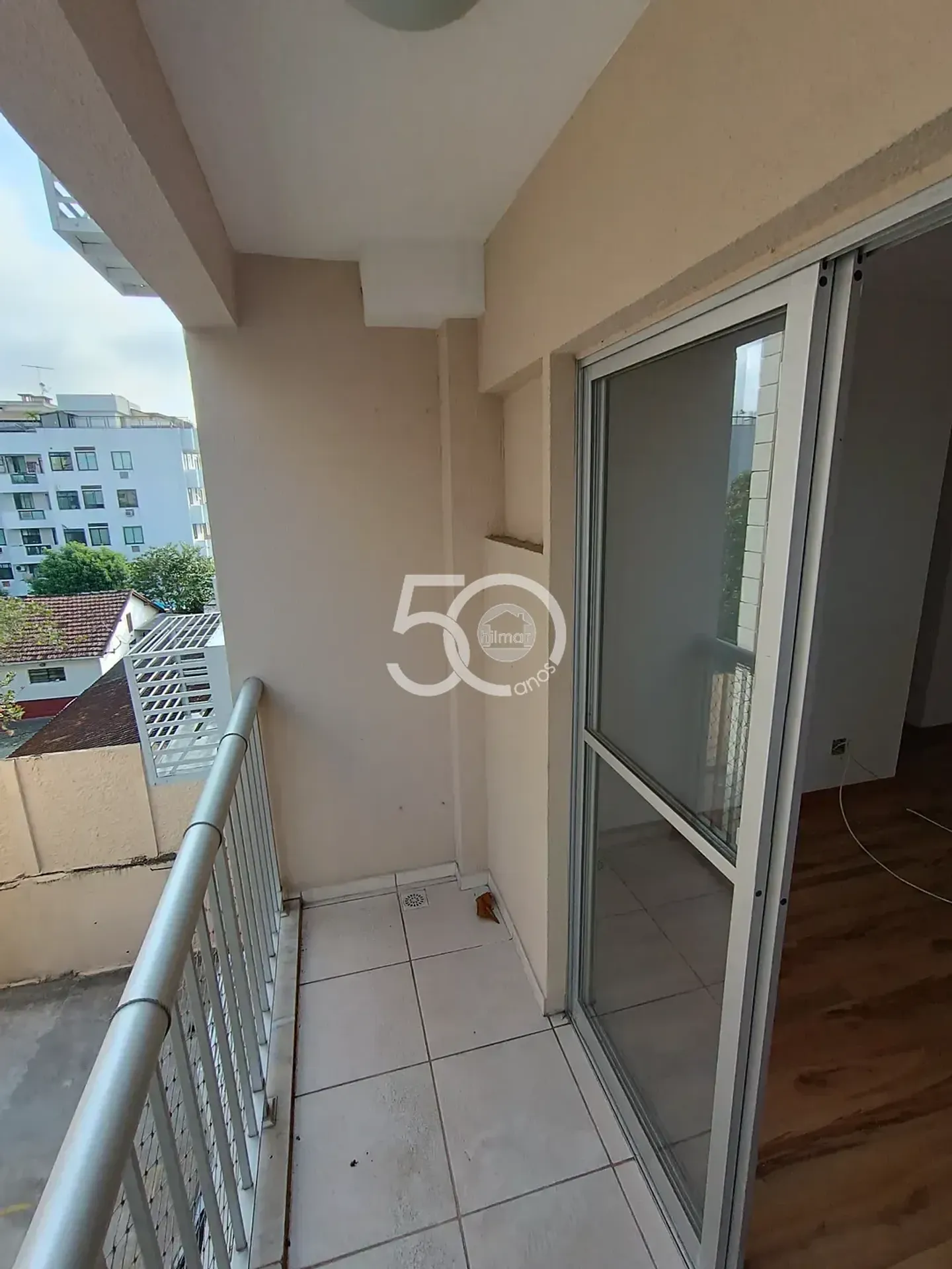 Departamento de 2 dormitorios con piso de madera o laminado — photo 8