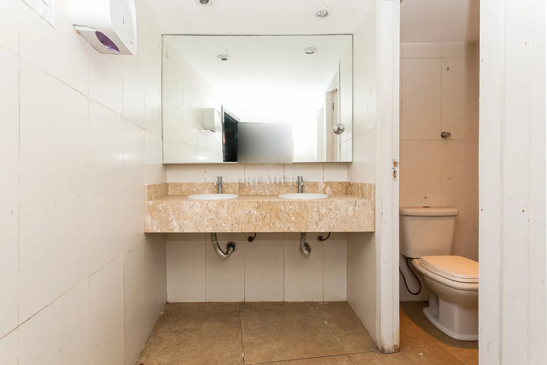 Будинок: 5 спалень, 452 м² — photo 24