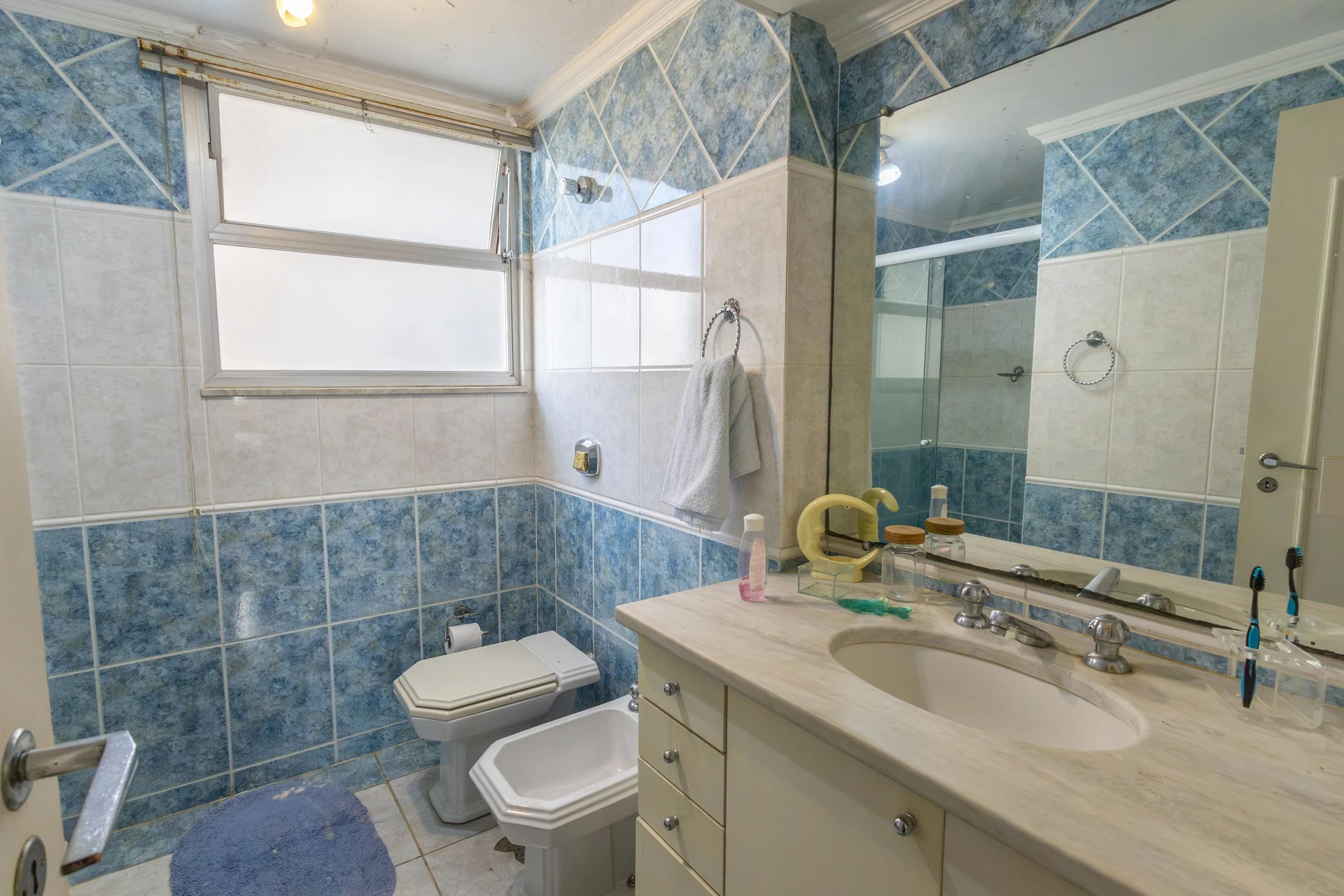 2-bedroom apartment with a dishwasher in Curitiba — photo 44