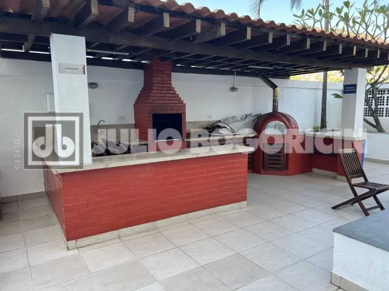 Apartamento com 2 dormitórios e lavanderia com máquina — photo 14