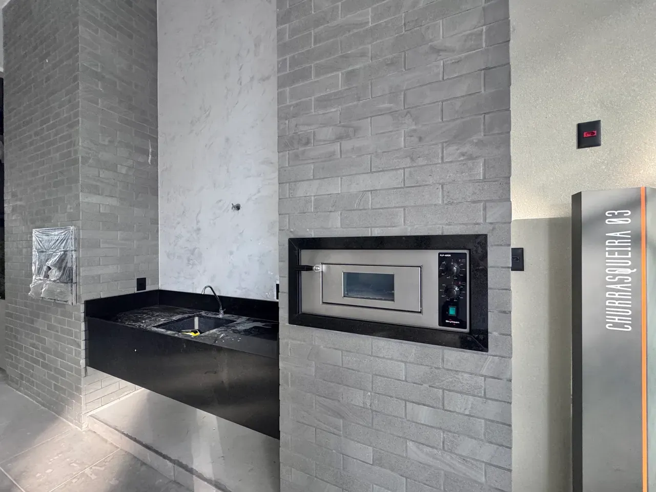Apartamento de 3 quartos com varanda envidraçada — photo 27