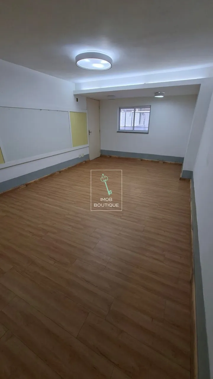 House with 5 bedrooms and the shared pool — photo 11