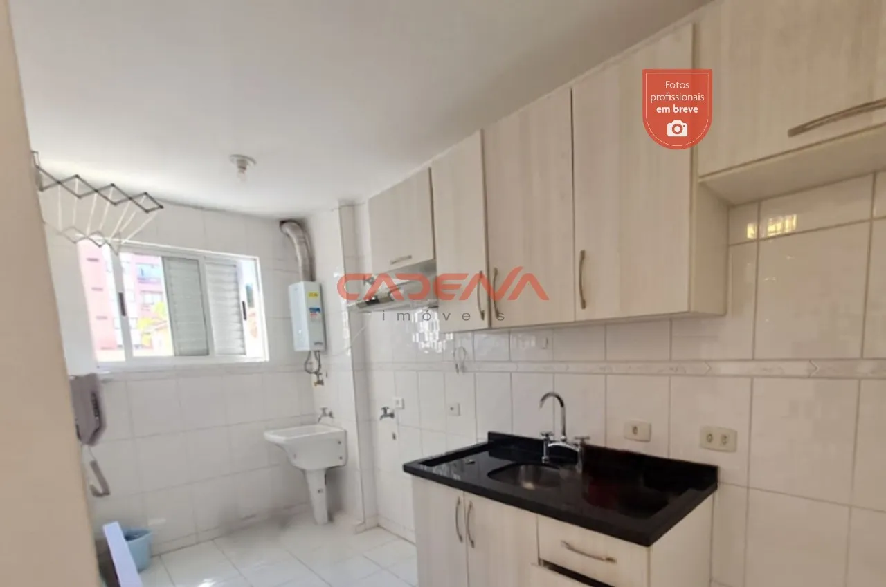 Home office in a 2-bedroom apartment, 33 m²