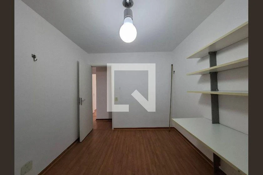 Home office in a 4-bedroom apartment, 140 m² — photo 20