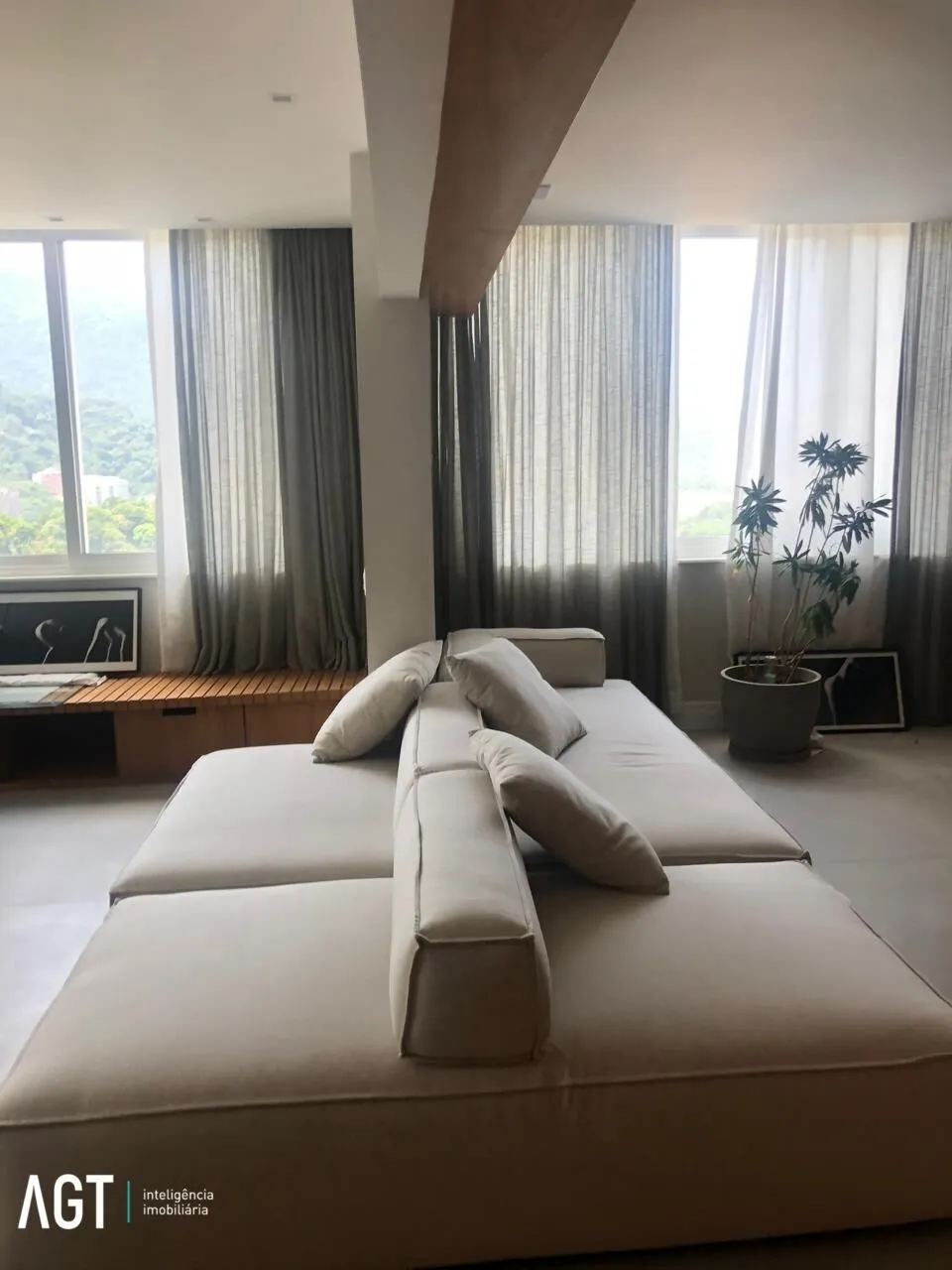 Furnished apartment with 2 bedrooms and 3 bathrooms — photo 4