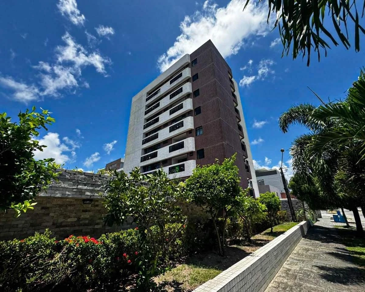 3-bedroom apartment with a water view — photo 29