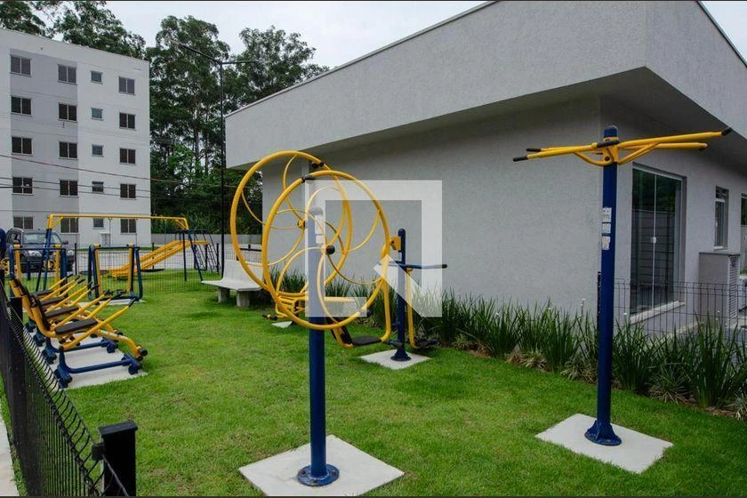 Apartamento mobiliado de 2 quartos em condomínio com piscina — photo 37