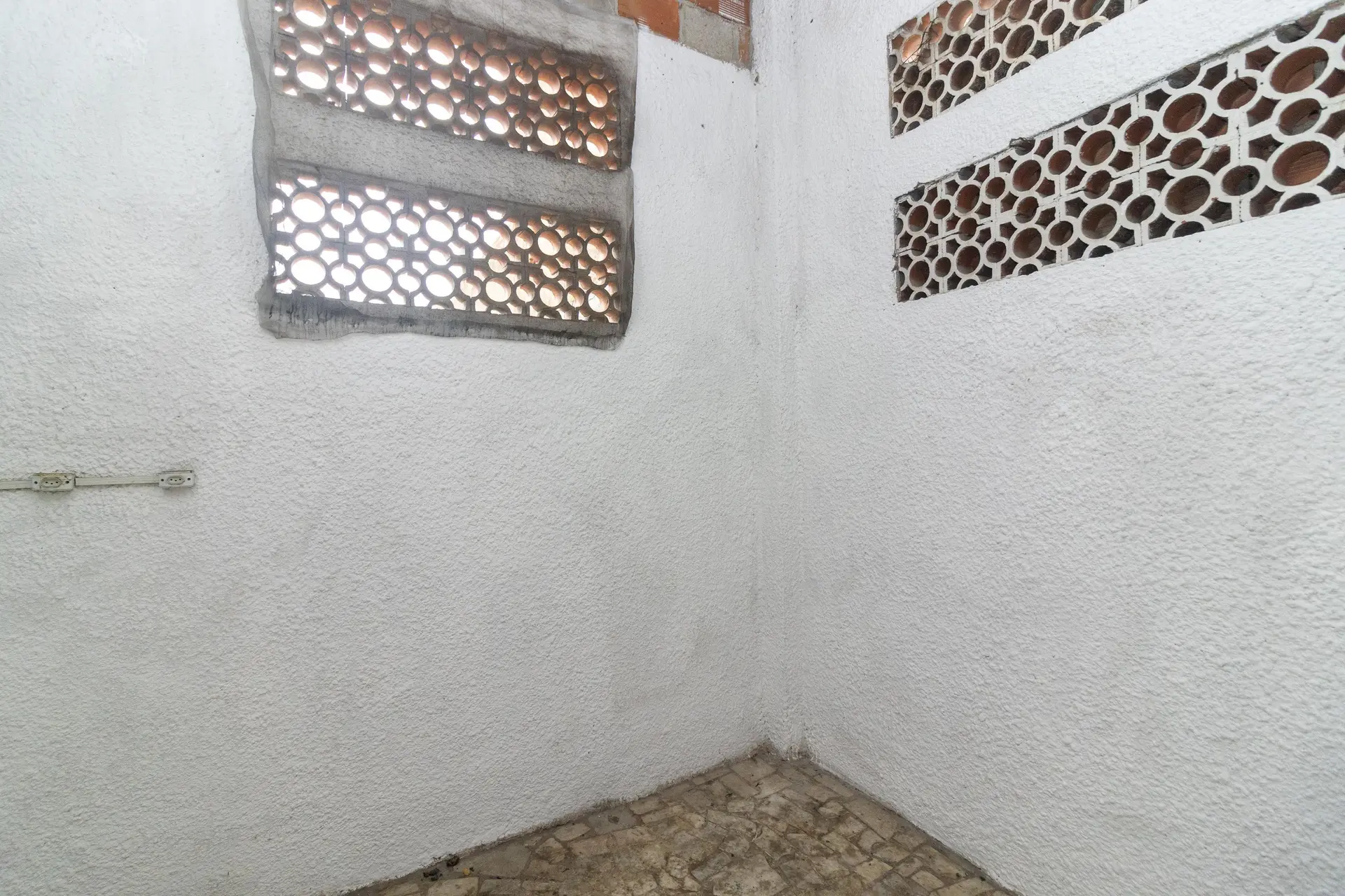 House with 2 bedrooms, 1 bathroom and 1 parking spot — photo 30