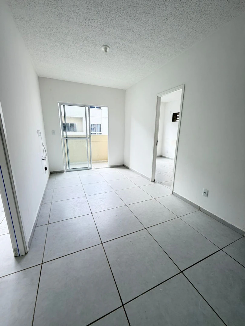 Apartamento de 2 quartos em condomínio com piscina — photo 9