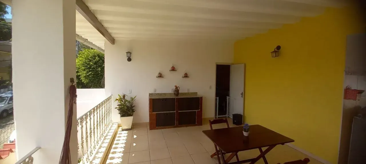 3-bedroom house with a separate kitchen and gas stove — photo 12