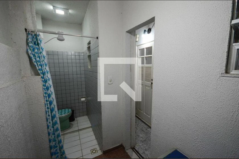 Furnished house with 2 bedrooms and 1 bathroom — photo 35