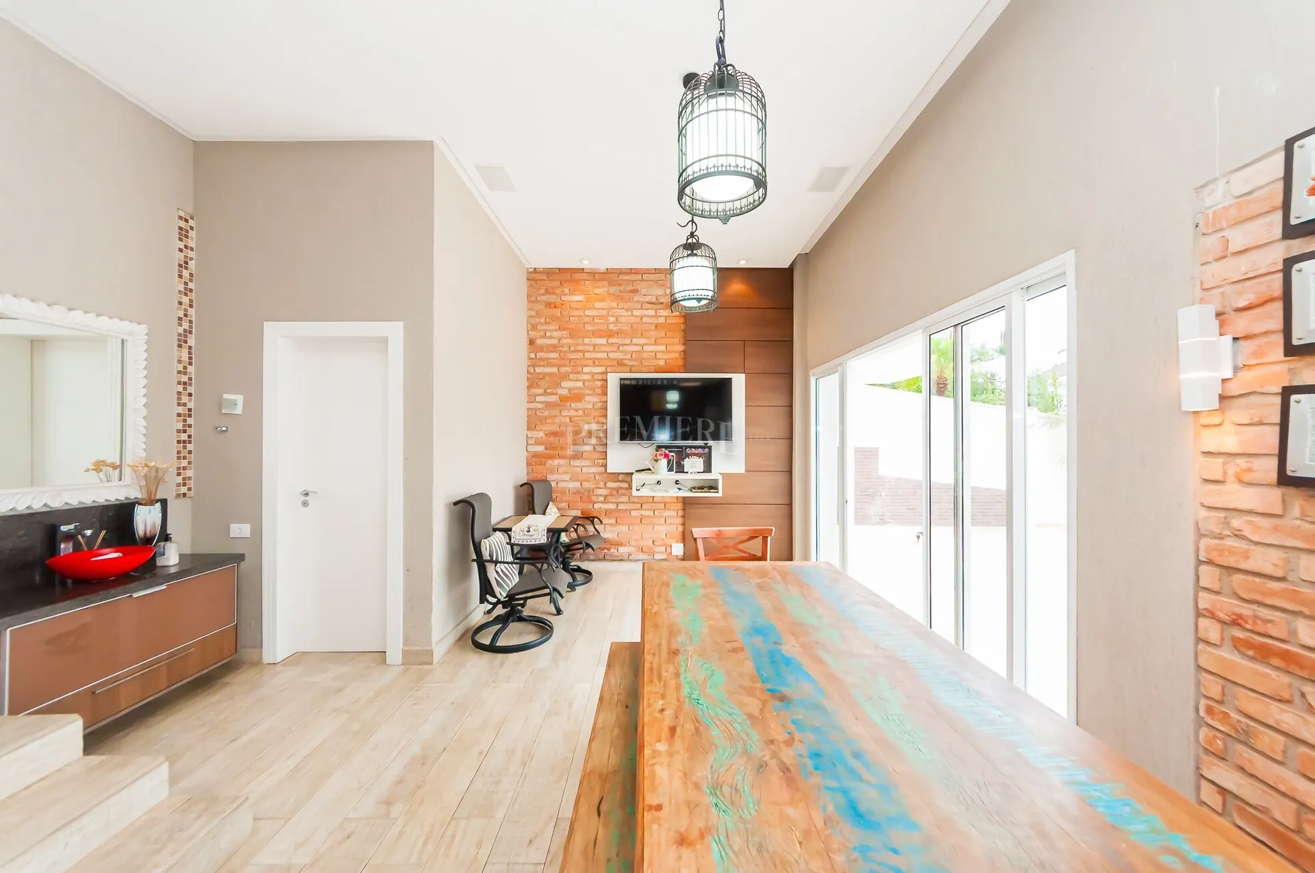 House with 3 en-suite bedrooms and 450 m² — photo 30