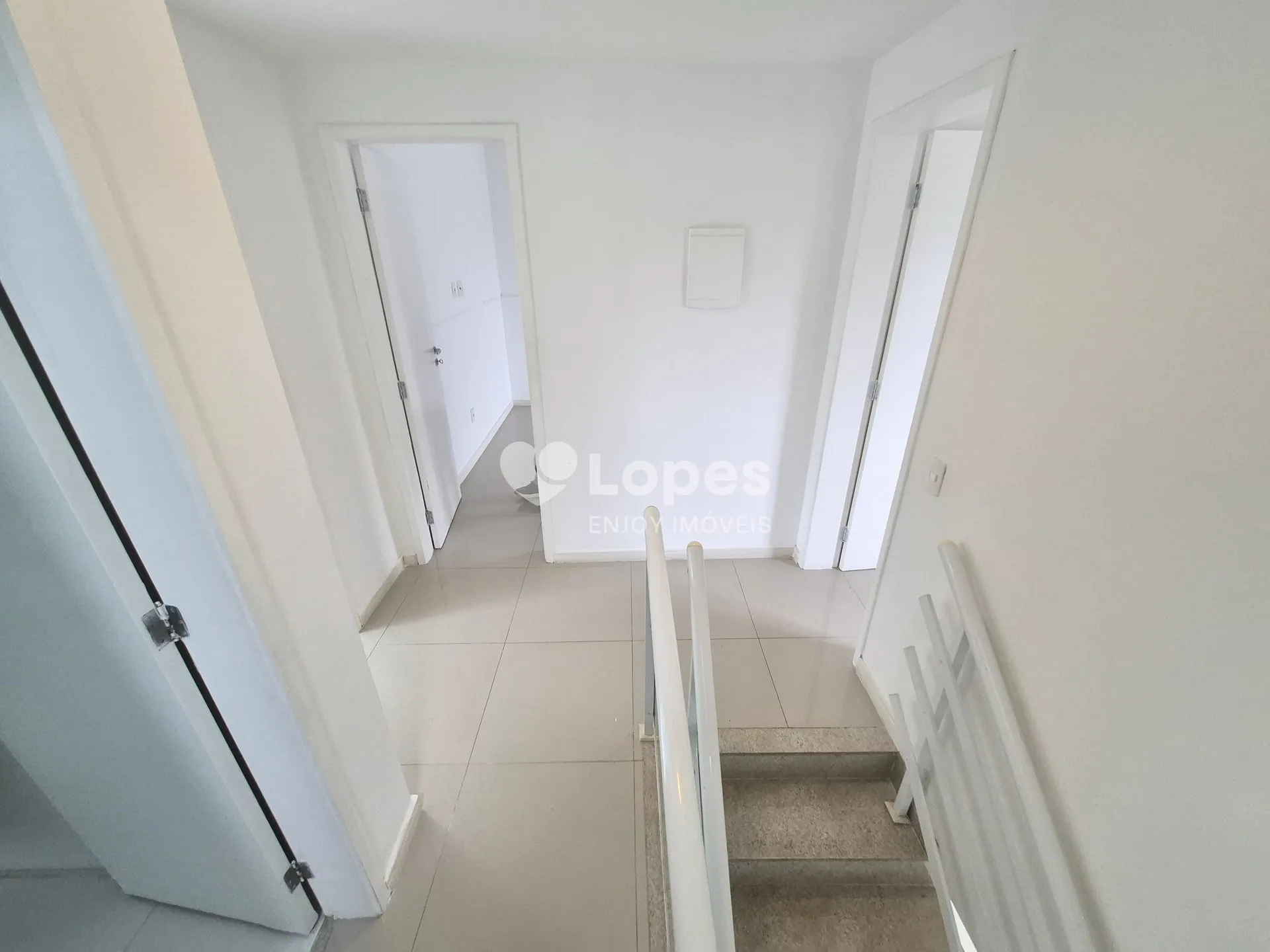 Будинок 247 м² з балконом із грилем та власним барбекю — photo 2