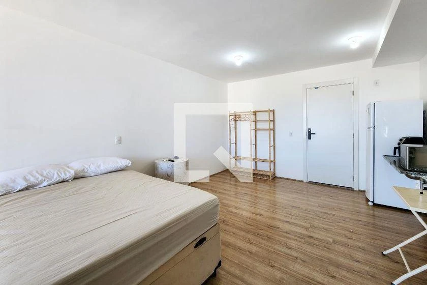 Apartamento de 1 dormitorio de 36 m² con rincón de cocina — photo 4