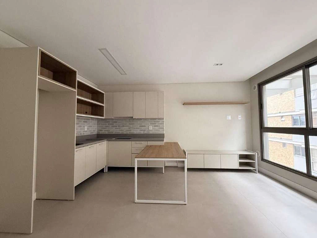 1-bedroom apartment with open-plan kitchen, 43 m² — photo 5