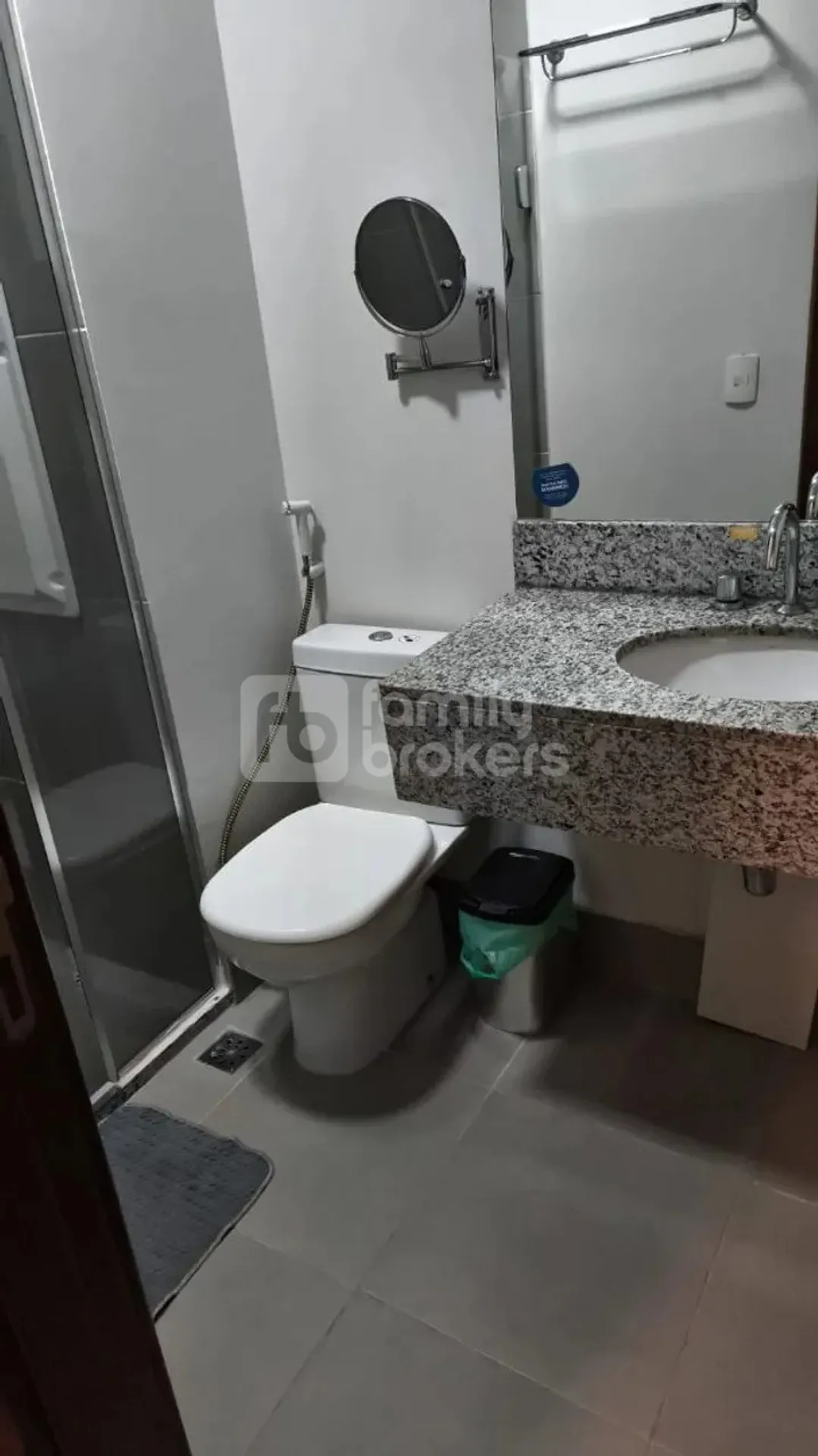 Furnished 68 m² apartment with 2 bedrooms and balcony — photo 8