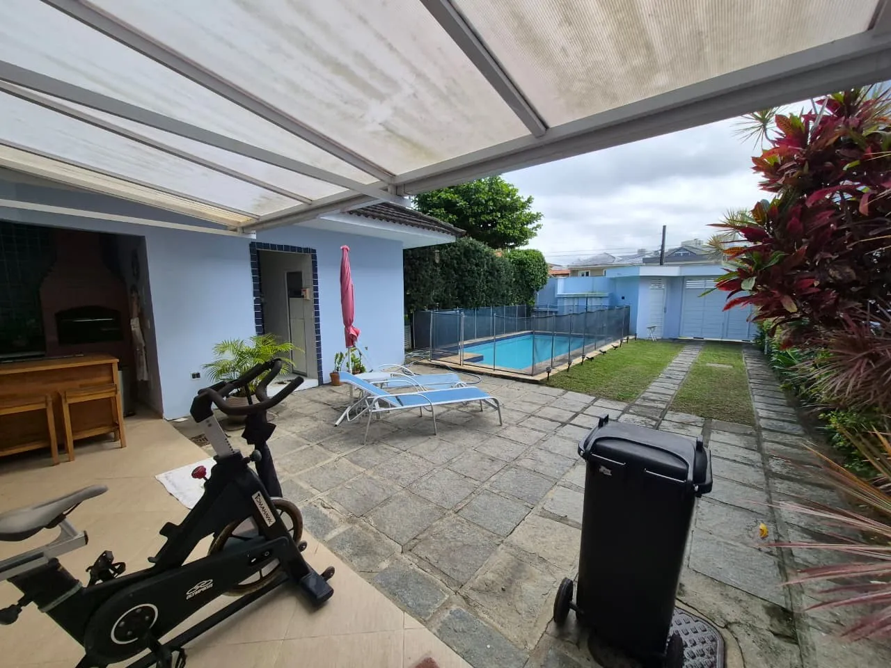 Furnished house for rent with 4 bedrooms and 5 bathrooms — photo 3