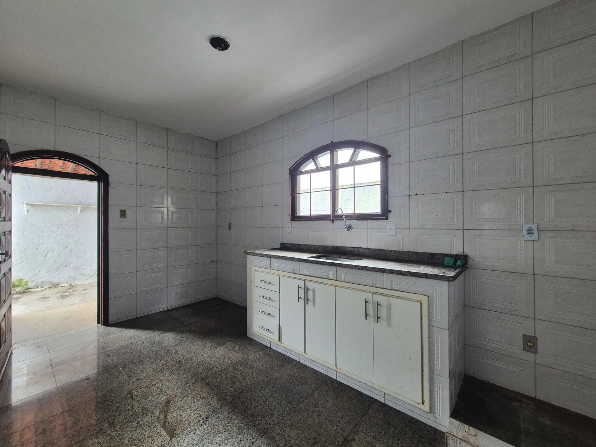 Дом 100 м² с рабочим местом и садом — photo 2