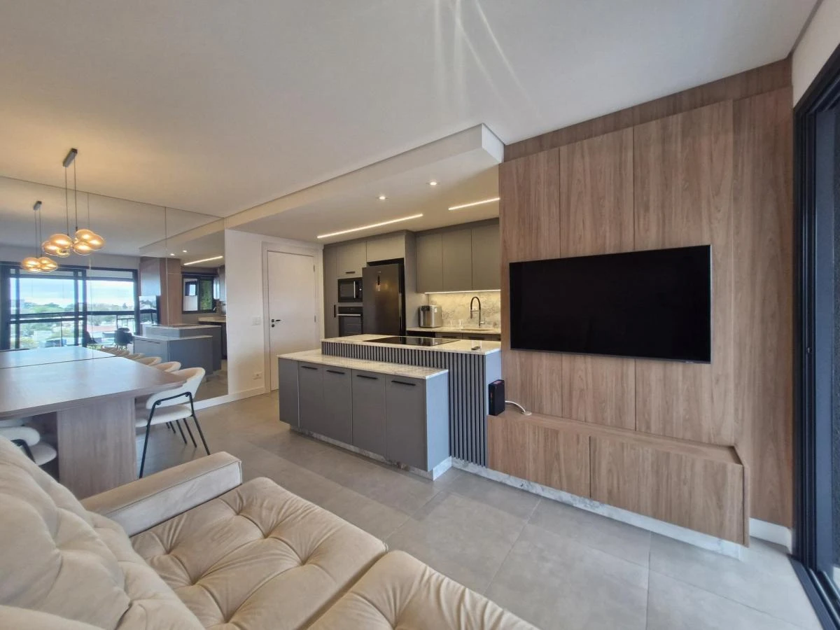 Furnished apartment, 73 m², with a glass-enclosed balcony