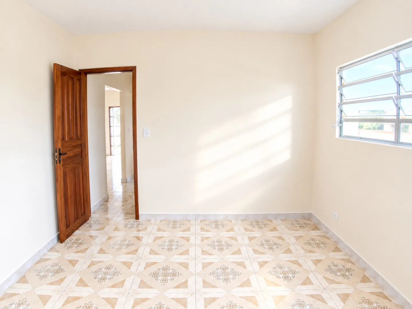 Будинок: 2 спальні, 1 з власною ванною кімнатою, 70 м² — photo 14