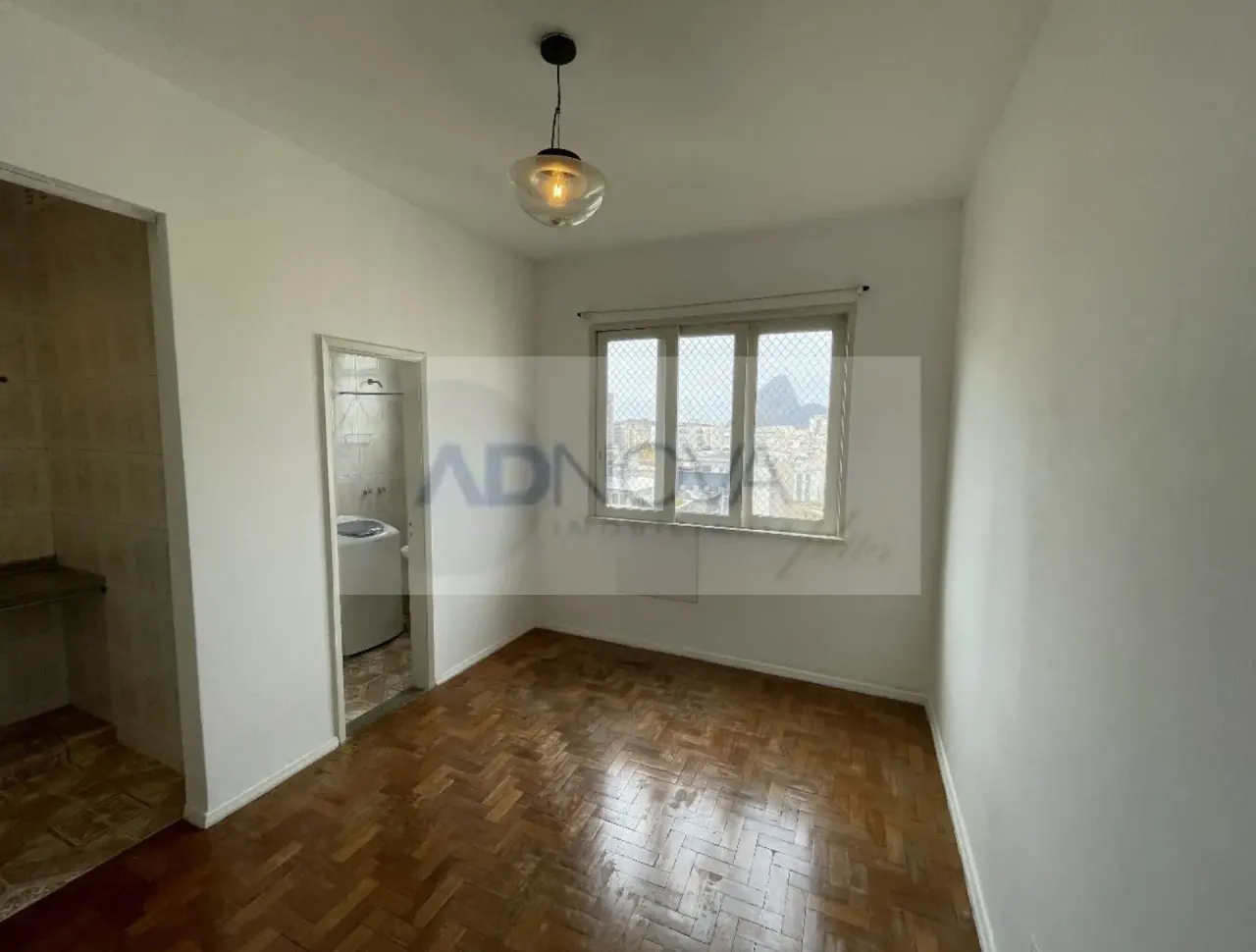 Unfurnished studio with 24 m², 1 bedroom and 1 bathroom — photo 2