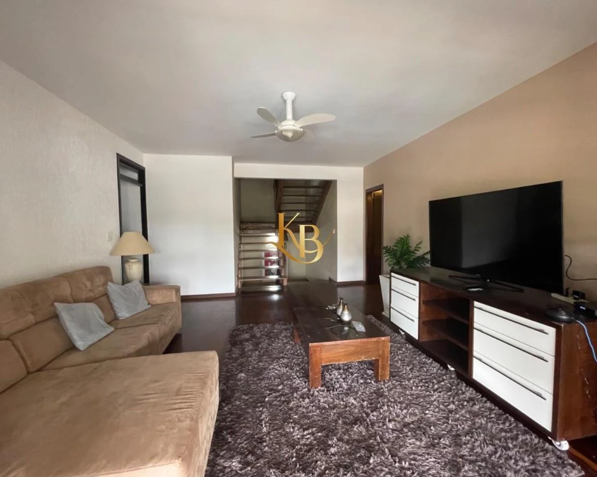 Мебльований будинок з 5 спальнями і 1050 м² — photo 31