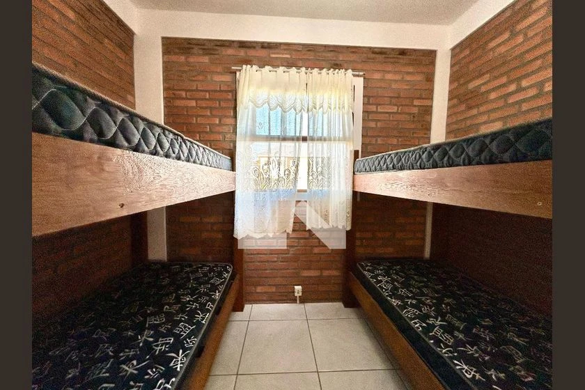 Apartamento amueblado de 2 dormitorios con balcón — photo 3