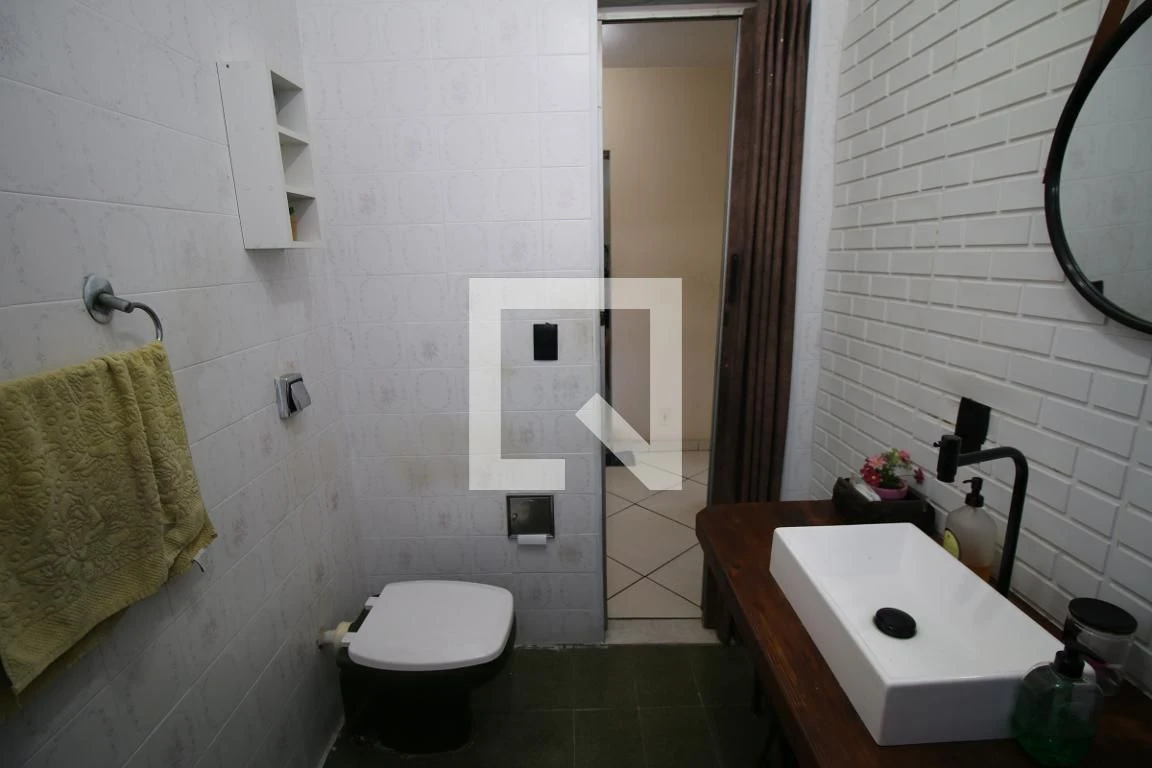 2-bedroom apartment with a home office — photo 31