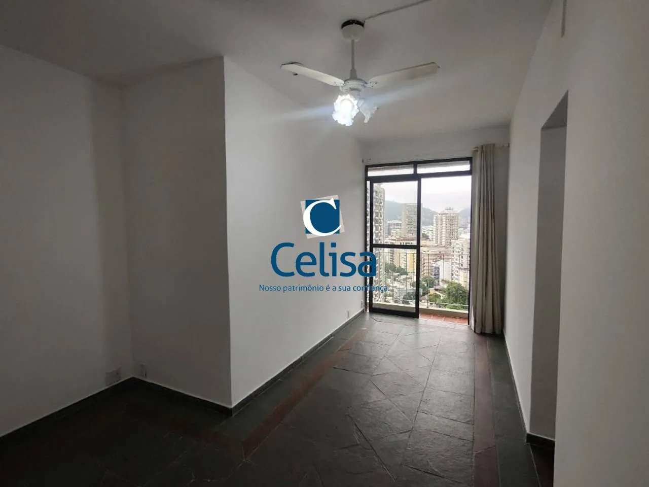 Apartment on the 14th floor with a mountain view — photo 25