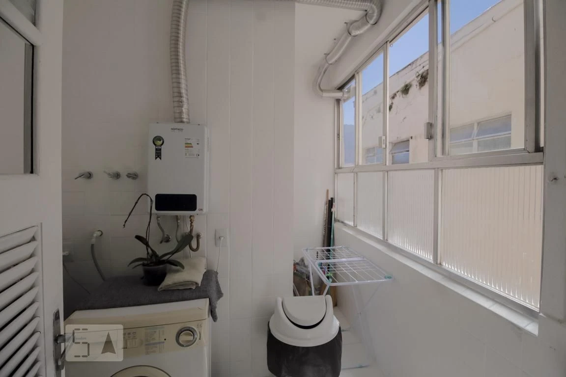 Furnished 4-bedroom apartment with 3 bathrooms — photo 28