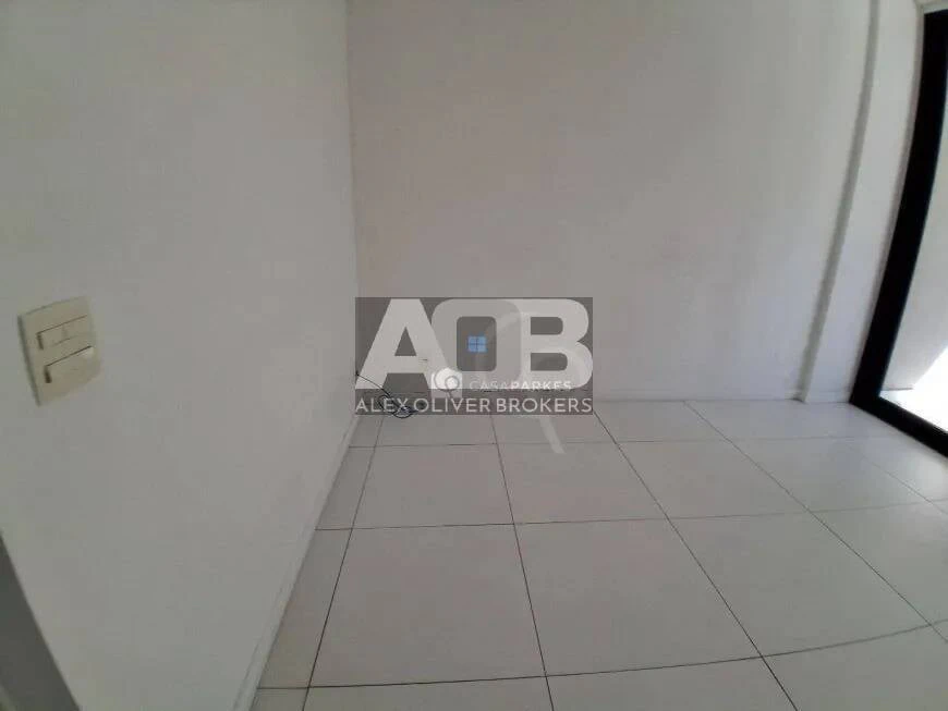 Casa duplex com 3 suítes e cozinha com fogão a gás — photo 18