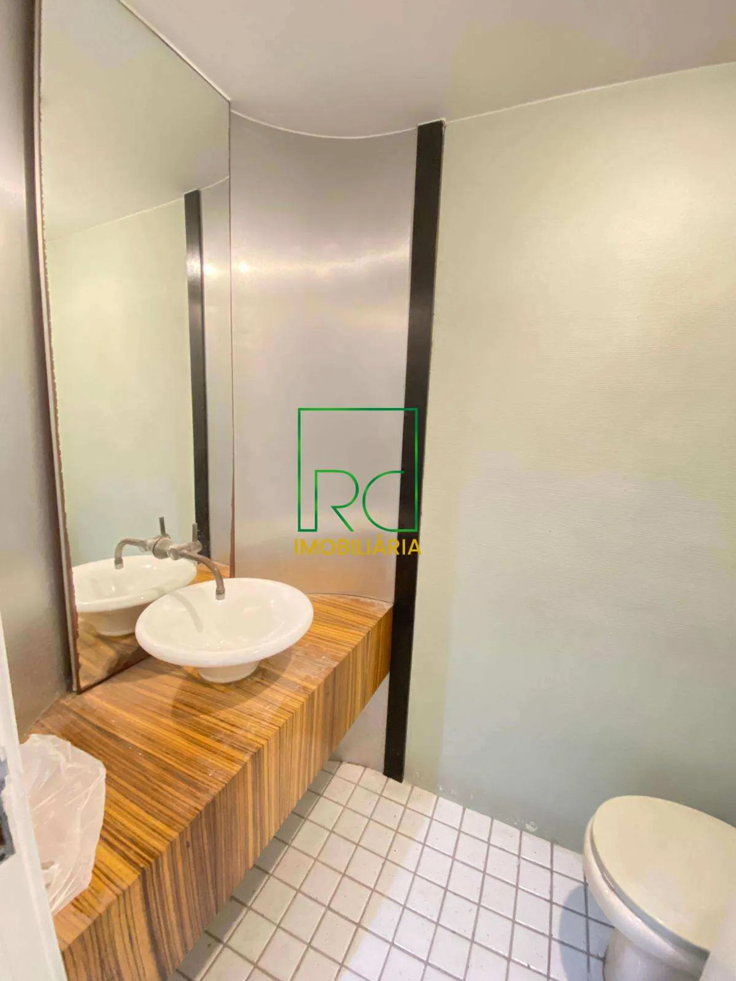 Unfurnished apartment with 3 bedrooms and water view — photo 15