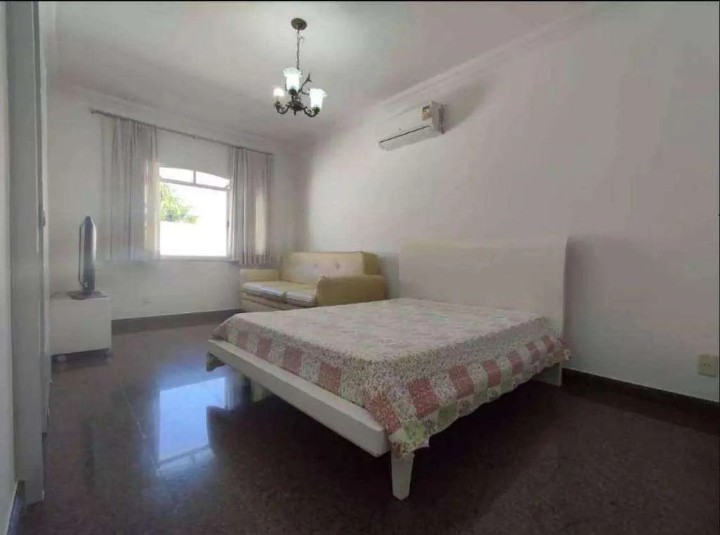Rental house with 4 en-suite bedrooms and 550 m² — photo 3