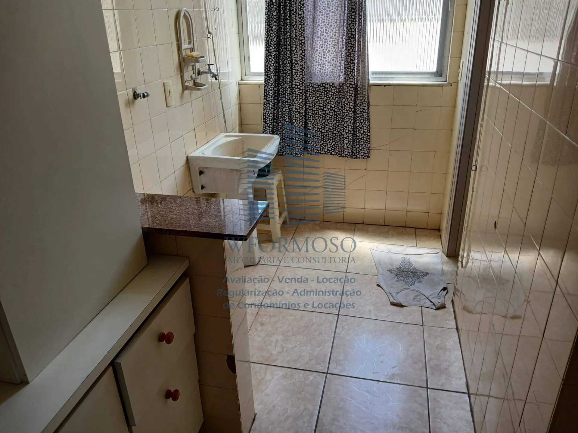 2-bedroom apartment in a building with a gym — photo 7
