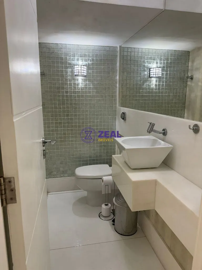 Furnished house with 4 suites and an integrated kitchen 380 m² — photo 30