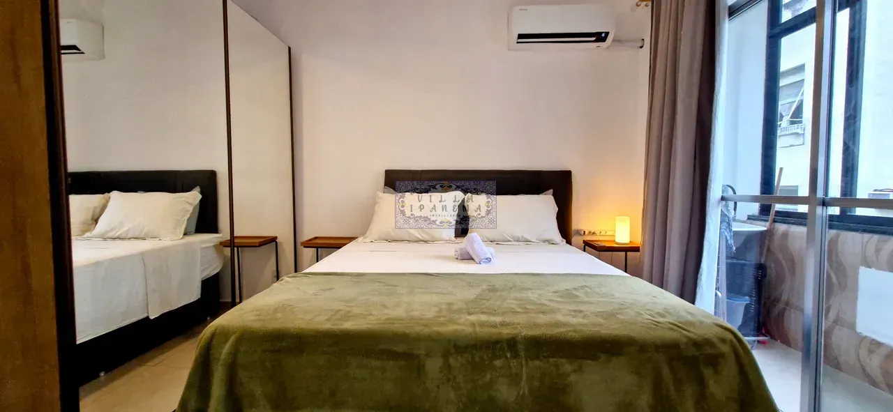 Furnished 1-bedroom apartment with a glassed-in balcony — photo 7