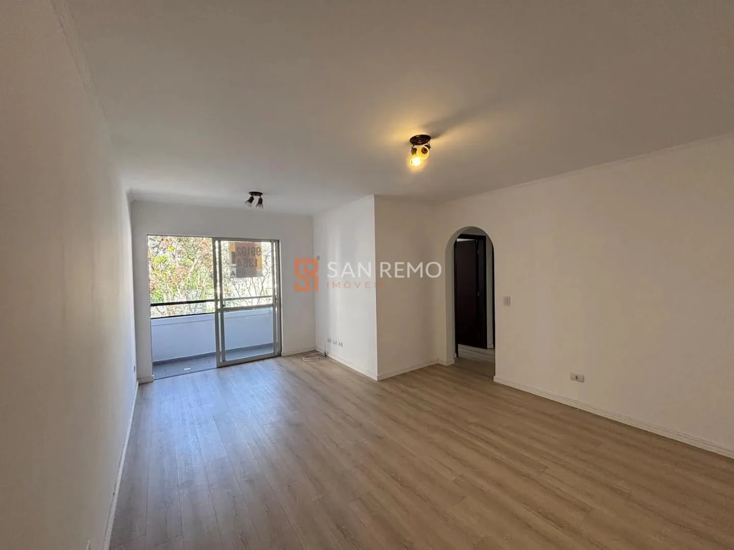 Apartment, 84 m², with wood or laminate floors